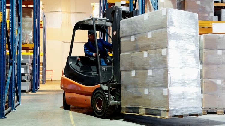 How To Narrow Down What Forklift Weight Capacity You Need